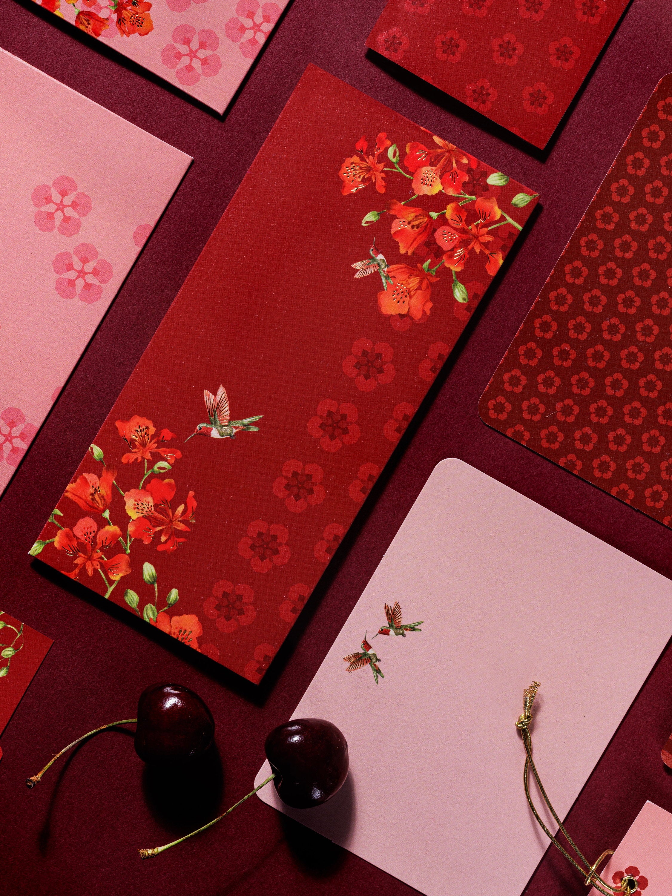 Blossom Notes money envelopes in deep red with flame flowers